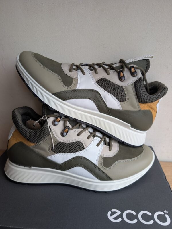 ECCO Sage Trainers UK8