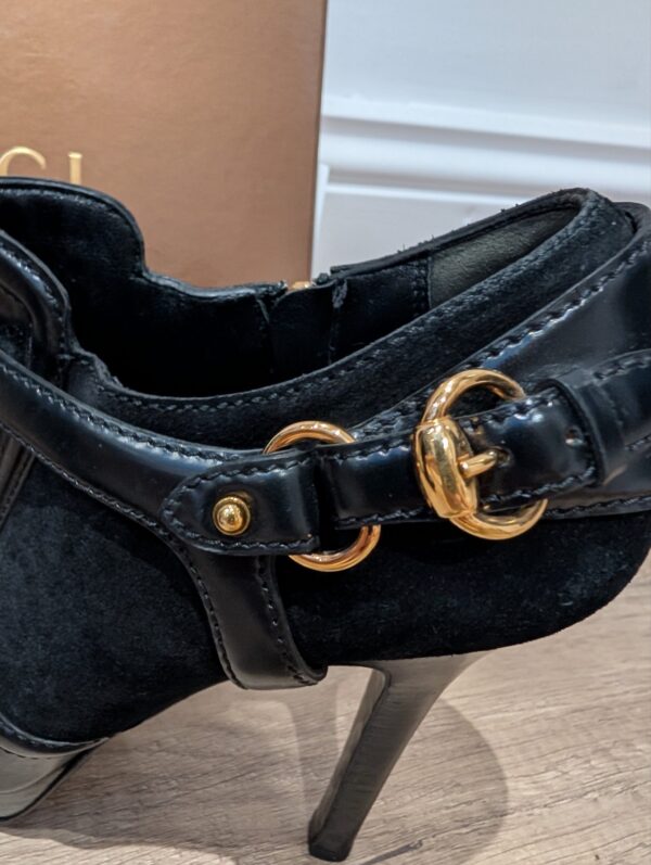 Gucci boots in box - Image 2