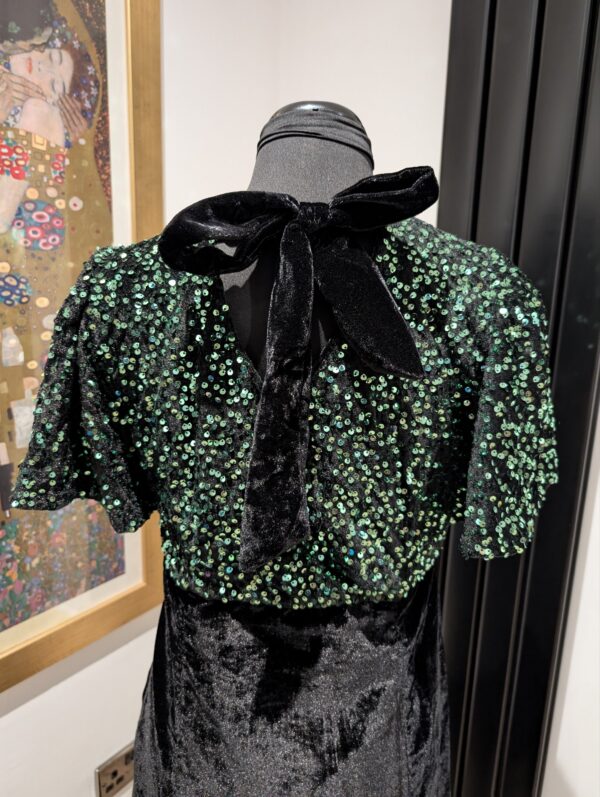 Oasis sequins and d velvet dress uk12 - Image 2